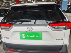 Toyota RAV4 2.0L CVT FWD Premium - ფოტო 6