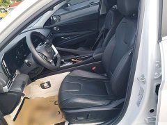Hyundai Elantra 1.5L CVT Luxury - ფოტო 15