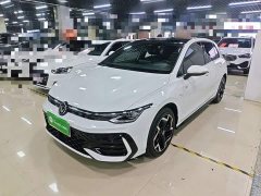 Volkswagen Golf Facelift 300TSI R-Line - ფოტო 1