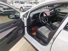 Volkswagen Golf Facelift 300TSI R-Line - ფოტო 16