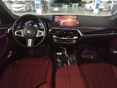 BMW 5 Series Facelift 525Li M Sport Package - ფოტო 10