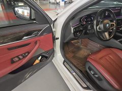 BMW 5 Series Facelift 525Li M Sport Package - ფოტო 16