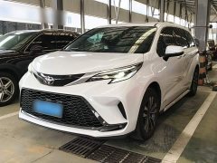 Toyota Gravia 2.5L Hybrid Luxury - ფოტო 1
