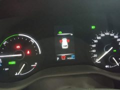 Toyota Gravia 2.5L Hybrid Luxury - ფოტო 12