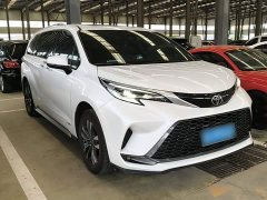 Toyota Gravia 2.5L Hybrid Luxury - ფოტო 4