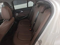 BMW 1 Series Facelift 120i M Sport Night Edition - ფოტო 17