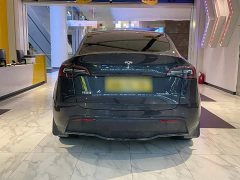 Tesla Model Y Rear-Wheel Drive - ფოტო 6