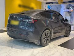 Tesla Model Y Rear-Wheel Drive - ფოტო 7