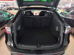 Tesla Model Y 2022 Facelift Rear-Wheel Drive - ფოტო 19