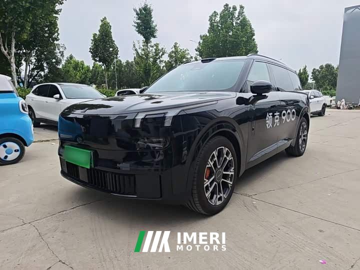 Lynk & Co 900 2.0T Ultra 6-Seater