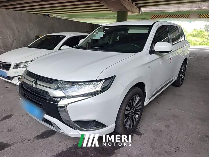 Mitsubishi Outlander 2021 Facelift 2.0L FWD Comfort 5-Seater - ავტომობილი ჩინეთიდან