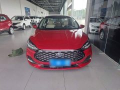 Ford Focus Sedan EcoBoost 180 Automatic Trend - ფოტო 3