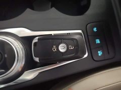 Ford Focus Sedan EcoBoost 180 Automatic Trend - ფოტო 9