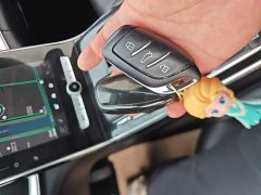 SAIC MG RX5 eMAX 2020 500PHEV Intelligent Cabin Flagship - ფოტო 9
