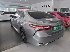Toyota Camry 2.0S Sharp Luxury Edition - ფოტო 5