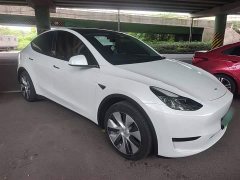 Tesla Model Y 2022 Facelift Rear-Wheel Drive - ფოტო 4