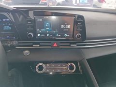 Hyundai Elantra 2022 1.5L CVT GLX Elite - ფოტო 13