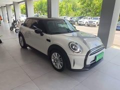 BMW MINI 1.5T COOPER Artist - ფოტო 4