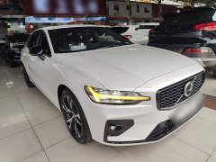 Volvo S60 2025 B5 Inscription Sport - ფოტო 4