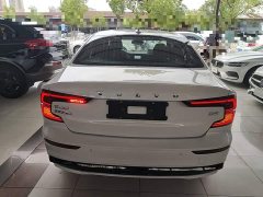Volvo S60 2025 B5 Inscription Sport - ფოტო 6