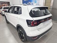Volkswagen Touran 2023 200TSI DSG Smart Connected Edition - ფოტო 5