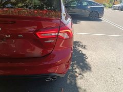 Ford Focus 2022 Sedan EcoBoost 180 Automatic ST Line - ფოტო 8