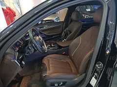BMW 5 Series 530Li Premier M Sport Package - ფოტო 15