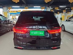 Honda Odyssey 2.0L e:HEV Sharp Comfort Edition - ფოტო 6