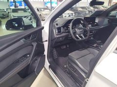 Audi Q5L Sportback 40 TFSI Luxury - ფოტო 16
