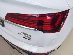 Audi Q5L Sportback 40 TFSI Luxury - ფოტო 8