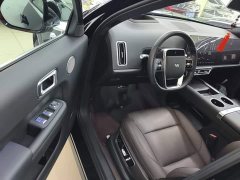 Li Auto L9 2023 Pro - ფოტო 16