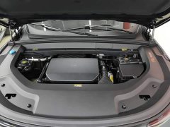 Li Auto L9 2023 Pro - ფოტო 20
