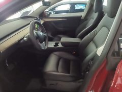 Tesla Model Y Rear-Wheel Drive - ფოტო 15