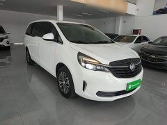 Buick GL8 Land Official Business Class 652T Comfort Edition - ფოტო 4