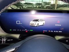 Buick GL8 New Energy Luzun Luxury Edition 6-Seater - ფოტო 12