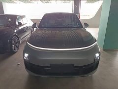Li Auto L8 Ultra Smart Refresh Edition - ფოტო 3