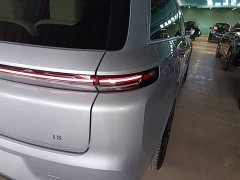 Li Auto L8 Ultra Smart Refresh Edition - ფოტო 8