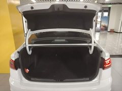 Volkswagen Bora 1.5L Automatic Comfort Limited Edition - ფოტო 19