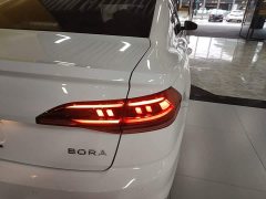 Volkswagen Bora 1.5L Automatic Comfort Limited Edition - ფოტო 8