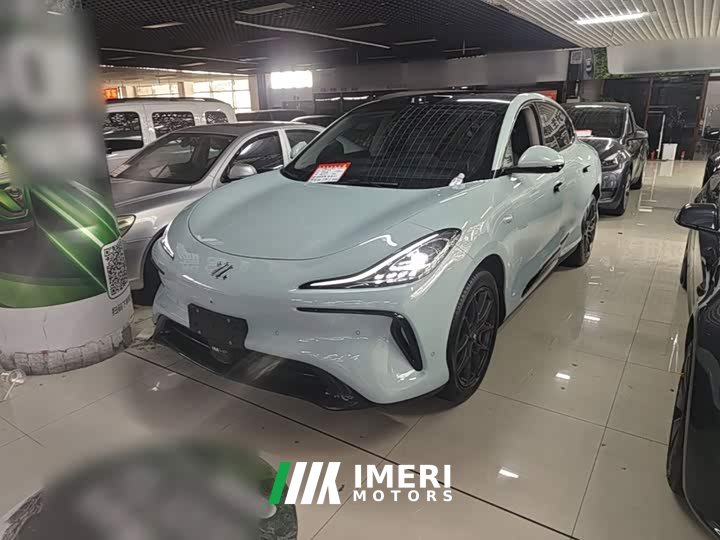 IM Motors Zhiji LS6 Max Standard Edition