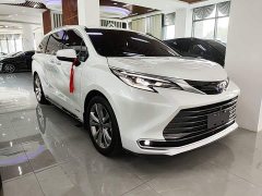 Toyota Sienna 2.5L Hybrid Premium Edition - ფოტო 4