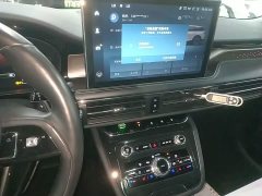 Lincoln Explorer Facelift 2.0T Two-Wheel Drive Elegant Edition - ფოტო 9