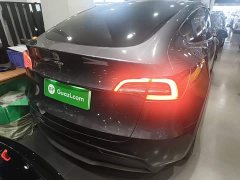 Tesla Model Y Rear-Wheel Drive - ფოტო 6