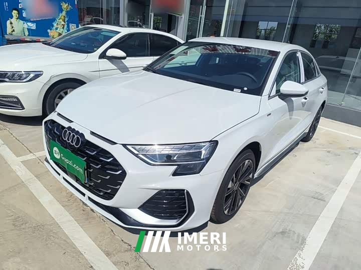 Audi A3 A3L Limousine 35TFSI Feichi Comfort Edition