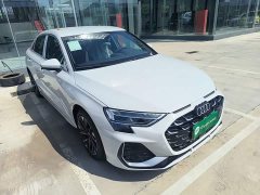 Audi A3 A3L Limousine 35TFSI Feichi Comfort Edition - ფოტო 4