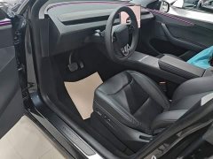 Tesla Model Y Long Range All-Wheel Drive - ფოტო 15