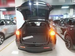 Tesla Model Y 2022 Facelift Rear-Wheel Drive - ფოტო 19
