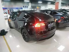 Tesla Model Y 2022 Facelift Rear-Wheel Drive - ფოტო 5