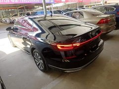 Volkswagen Passat Plug-in Hybrid 430PHEV Hybrid Luxury Edition - ფოტო 5
