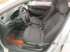 Hyundai Elantra 2020 1.6L Automatic GL Deluxe Edition - ფოტო 15